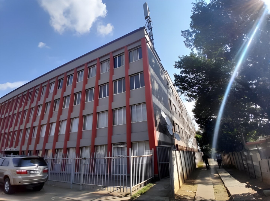 2 Bedroom Property for Sale in Rustenburg Central North West